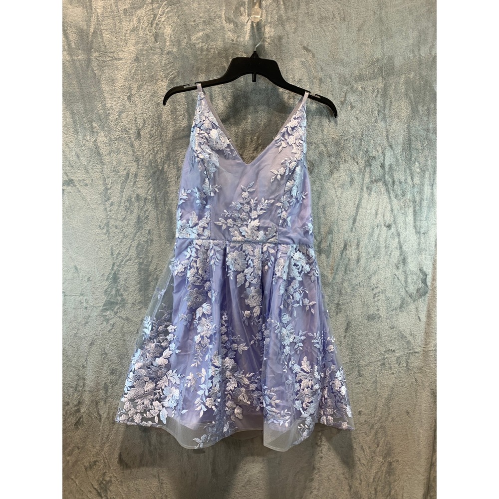 BCX Dress Lavender Floral Embroidered Mesh Party Dress 1120D54 Size 11 NWT